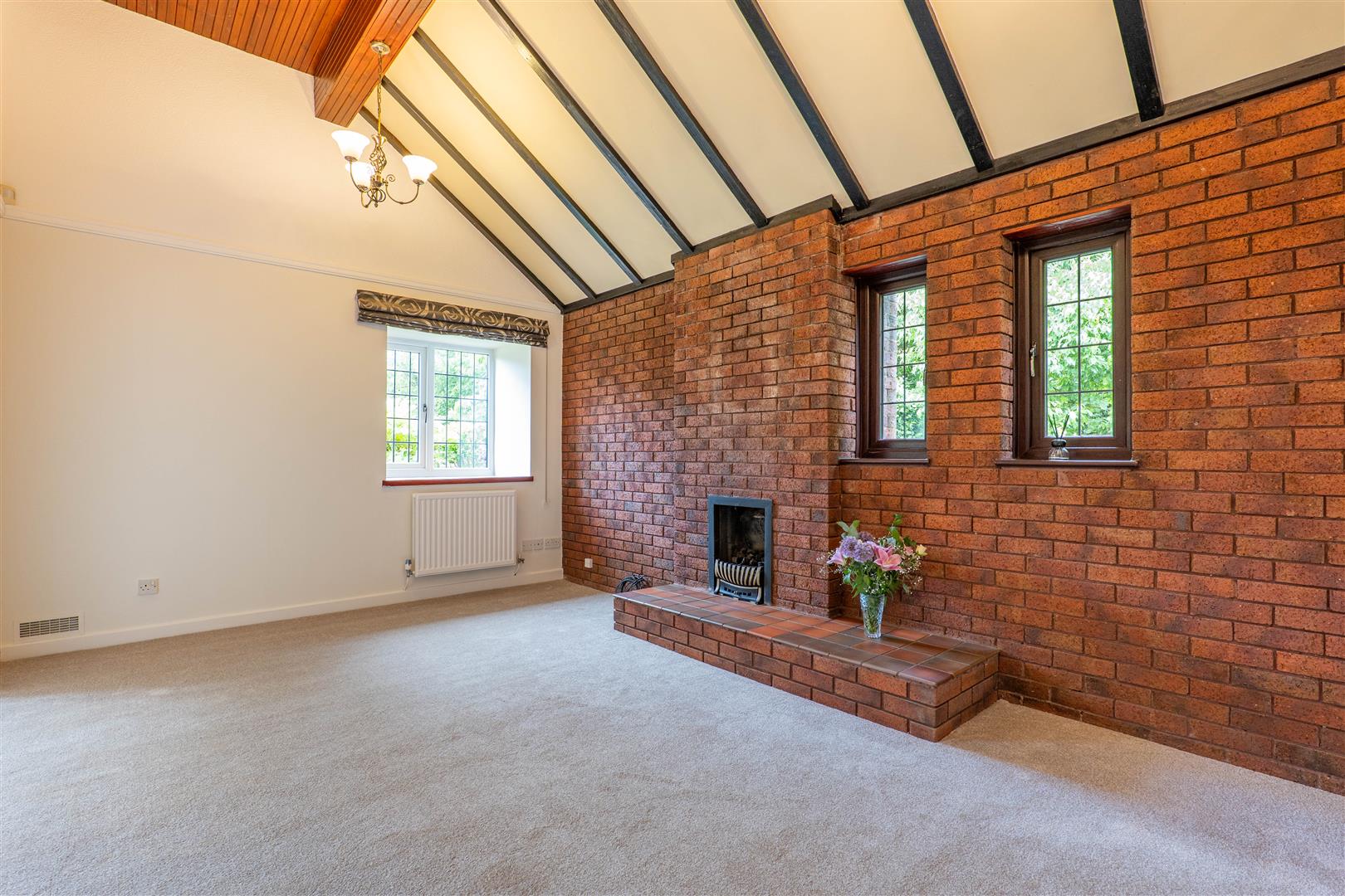 3 bed property in Sycamore Close, Preston